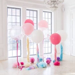 GIANT BALLOON & TASSEL TAIL